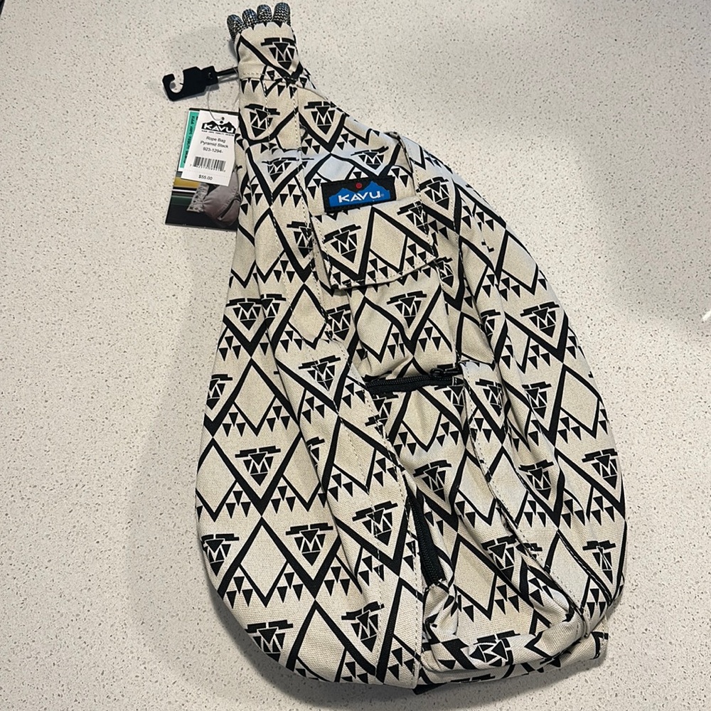 KAVU rope bag. Never used. Tag on.